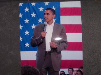 Image of  President Barack Obama autographed 8x10 photo.